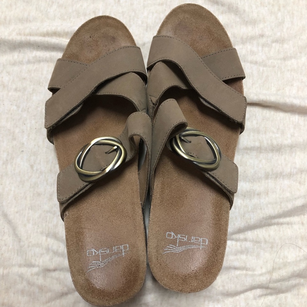 Dansko Susie Slide On Wedge Sandals Suede Leather Classic Adjustable Tan
